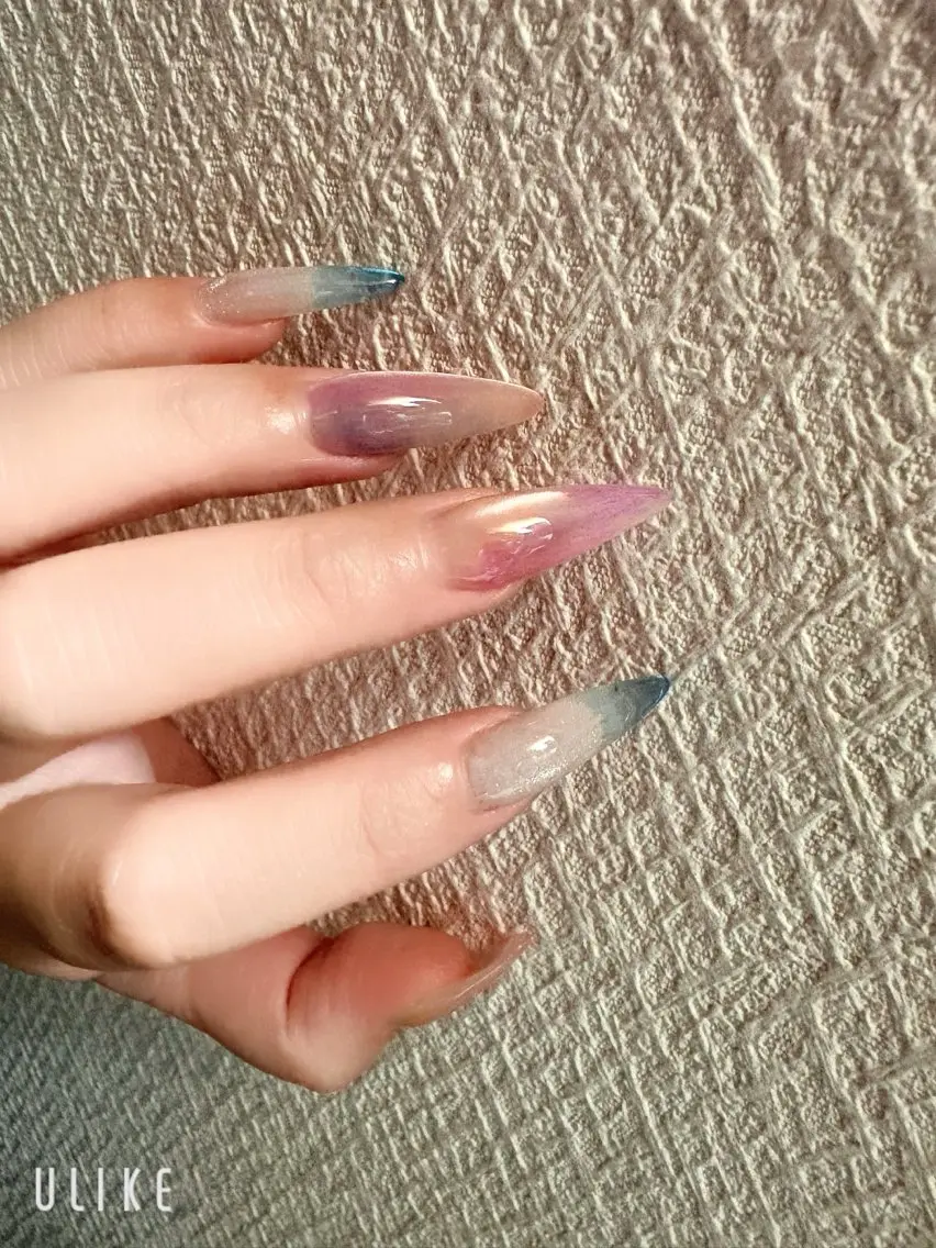 ネイル ハンドネイル ネイルサロン Roiのネイルデザイン