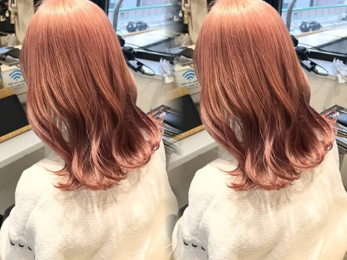 セミロング ayaka🫧 梅田ダブルカラーのヘアスタイル