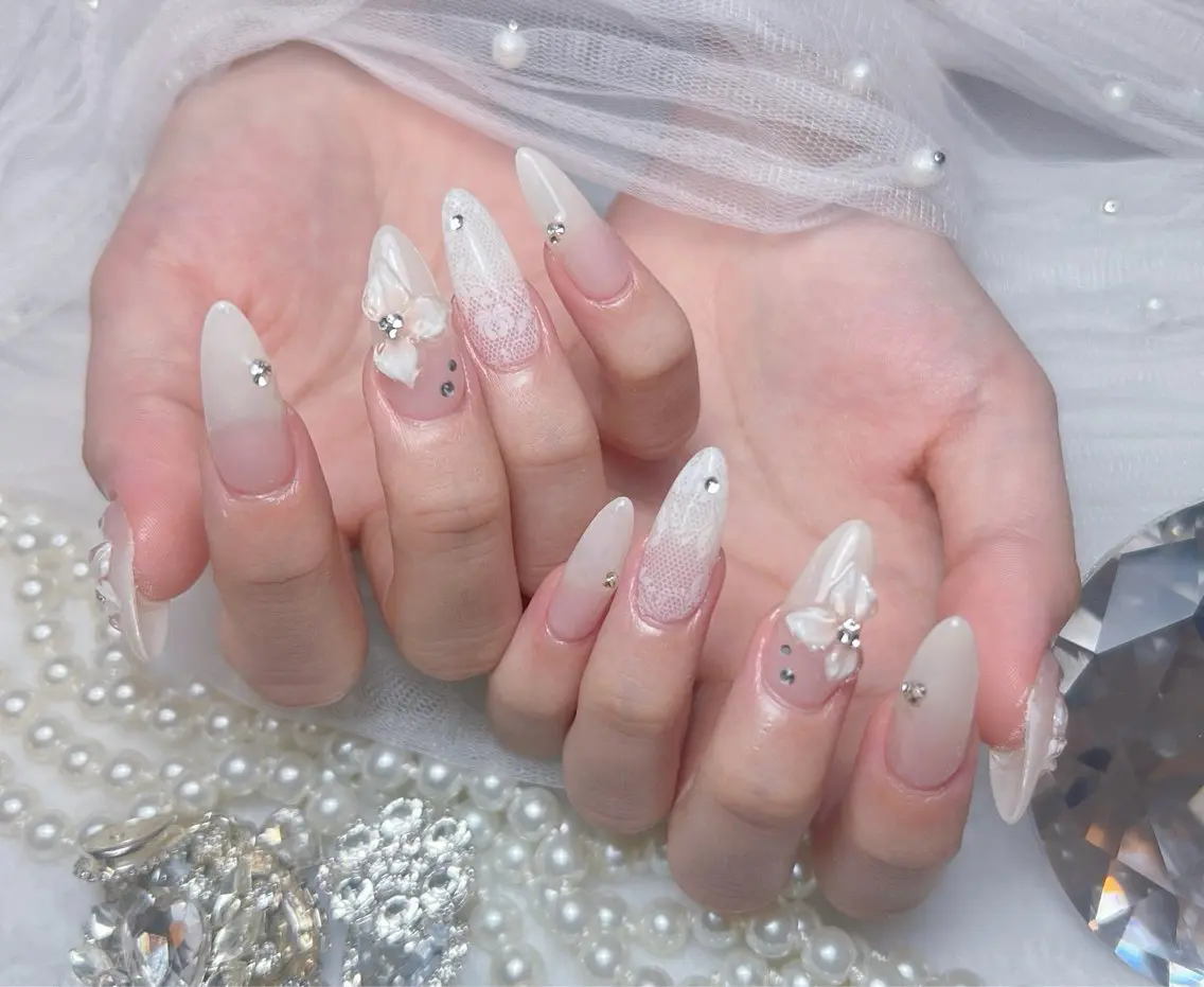 ネイル アートネイル オーロラネイル チークネイル 長さ出し フットネイル Miya _nailのネイルデザイン