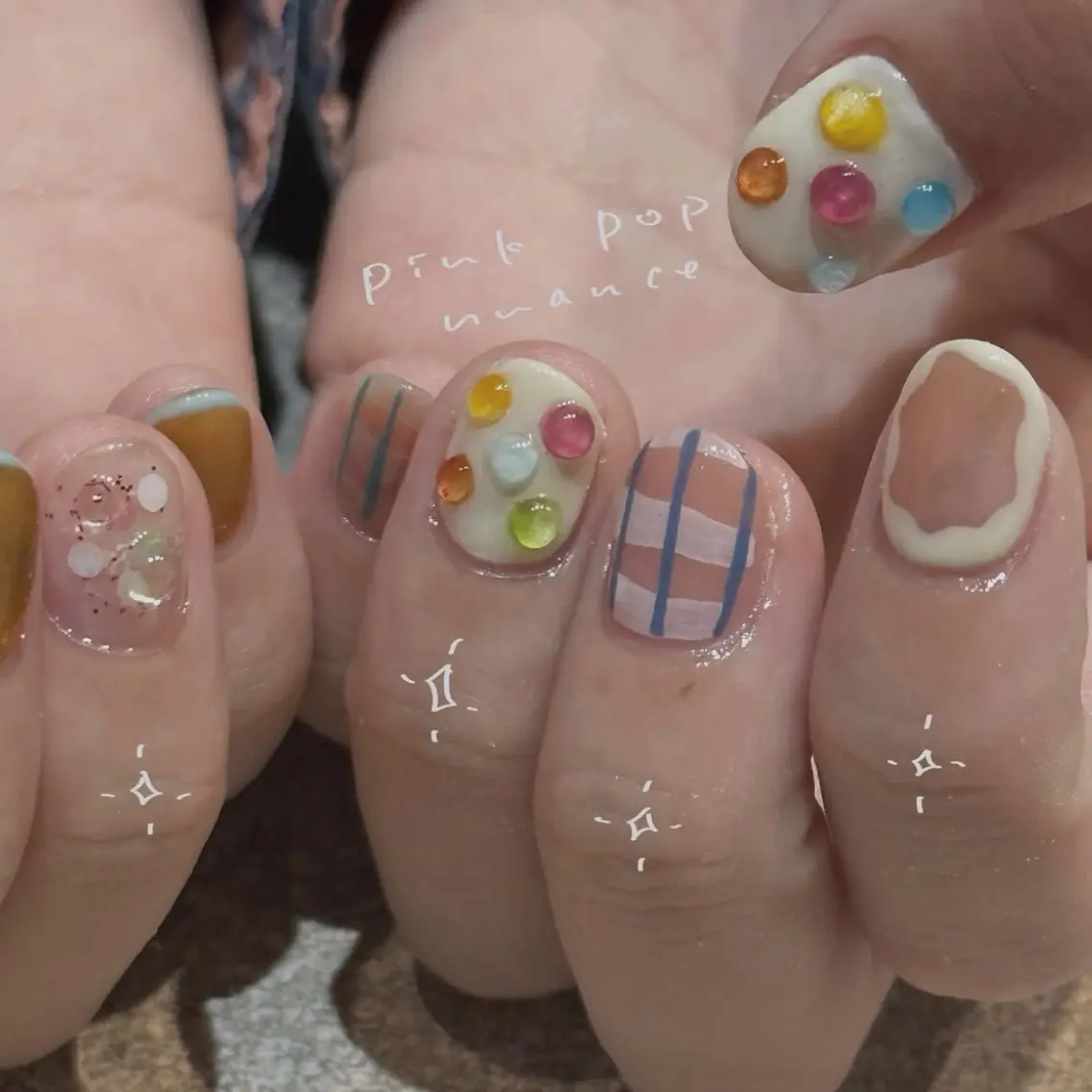 ネイル キラキラネイル マグネットネイル ニュアンスネイル ピンク talo .のネイルデザイン