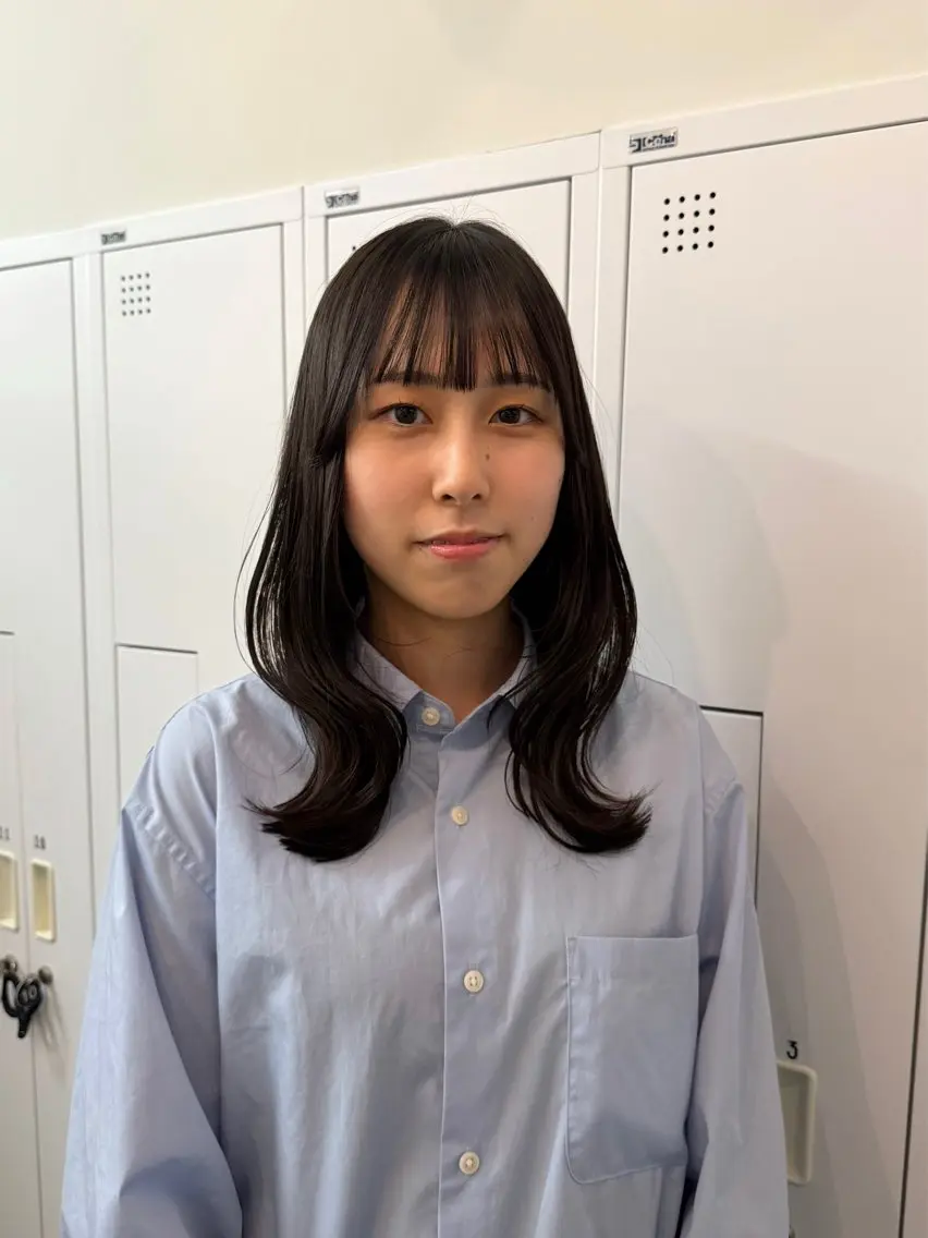 ロング くびれヘア レイヤーカット ローレイヤー 加藤 里咲のヘアスタイル