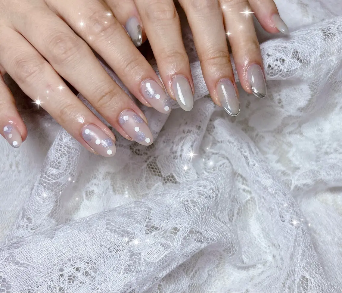 ネイル アートネイル マットネイル ミラーネイル ニュアンスネイル ハンドネイル FLARE NAIL フレアネイルのネイルデザイン