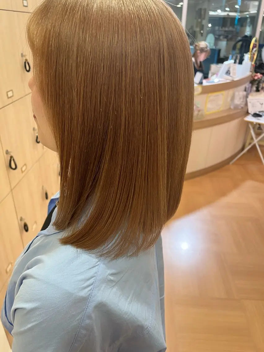 ミディアム ヘアカラー Ha naのヘアスタイル