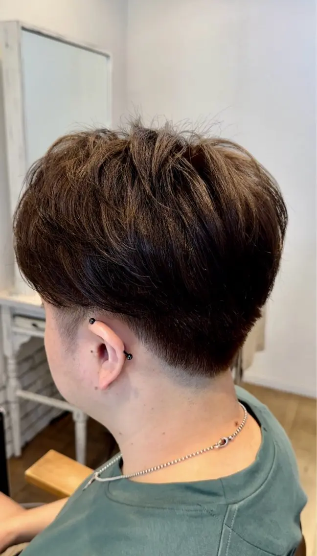 カラー メンズ オリーブグレー BANDE 水崎 悟のヘアスタイル