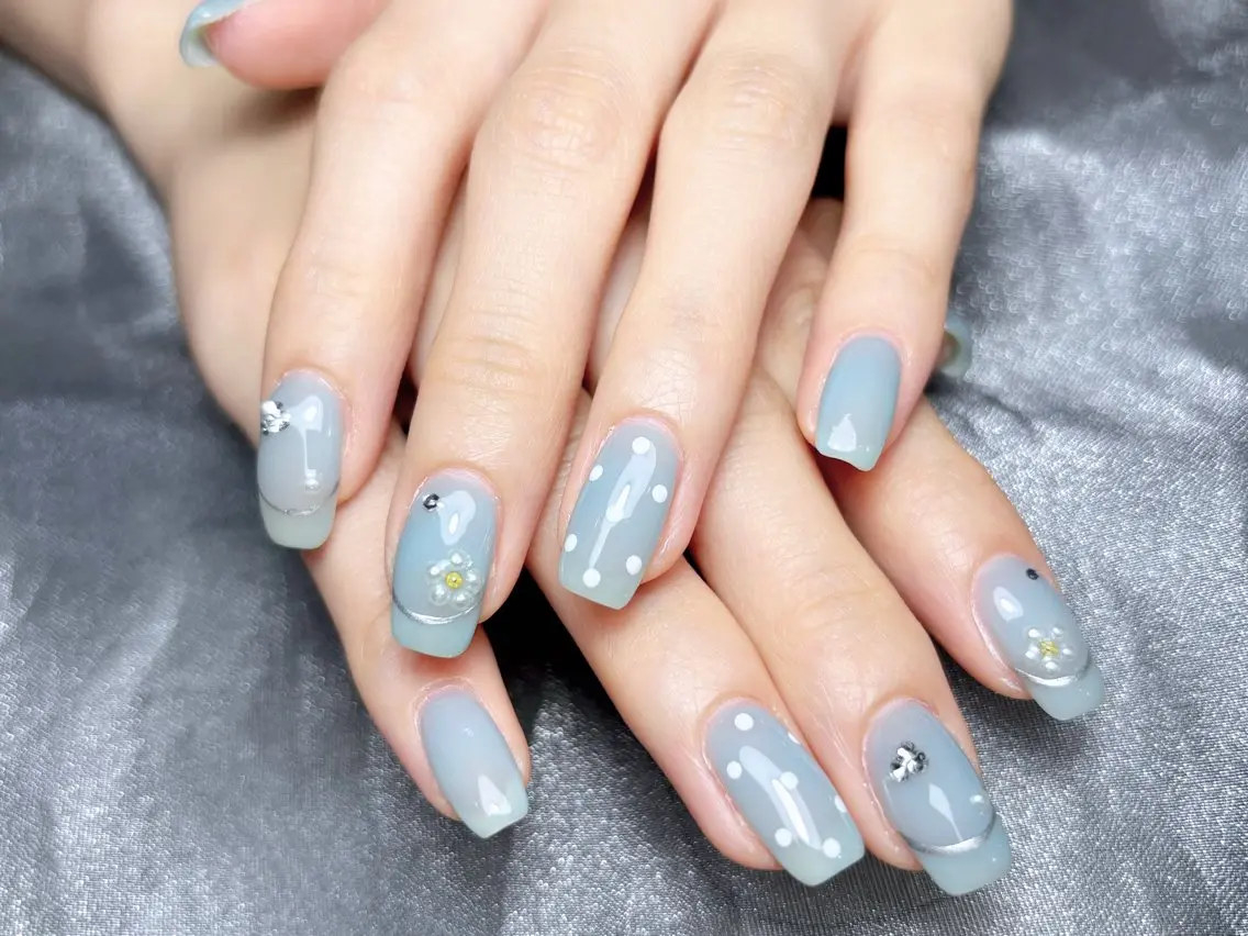 ネイル ハンドネイル H3 Nail Tsuki🦋💙のネイルデザイン