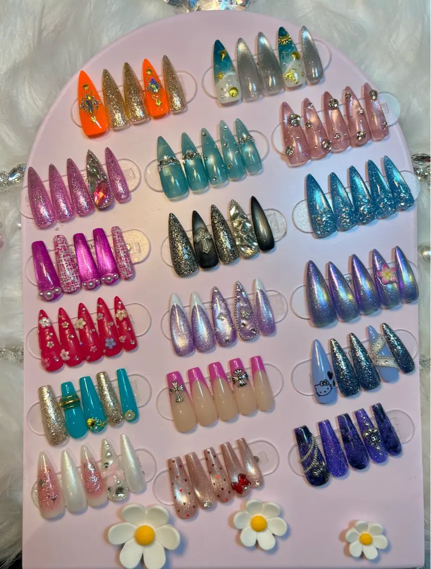 ネイル ハンドネイル Leo Nailのネイルデザイン