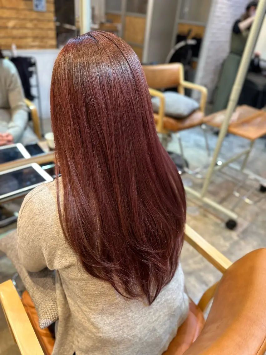 金 春江のヘアスタイル