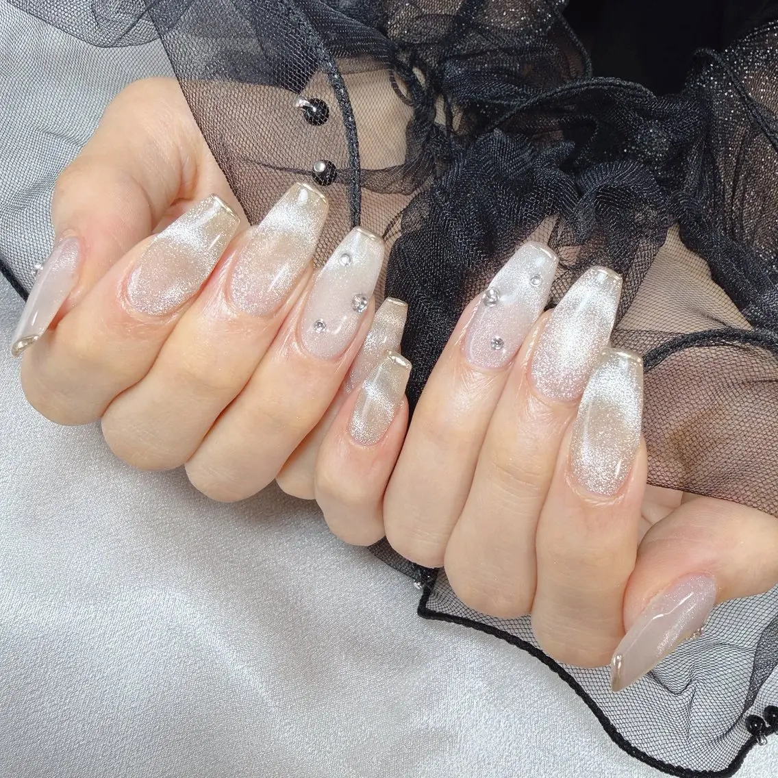 ネイル フレンチネイル キラキラネイル ハンドネイル MignonReve 🫧MIYUのネイルデザイン