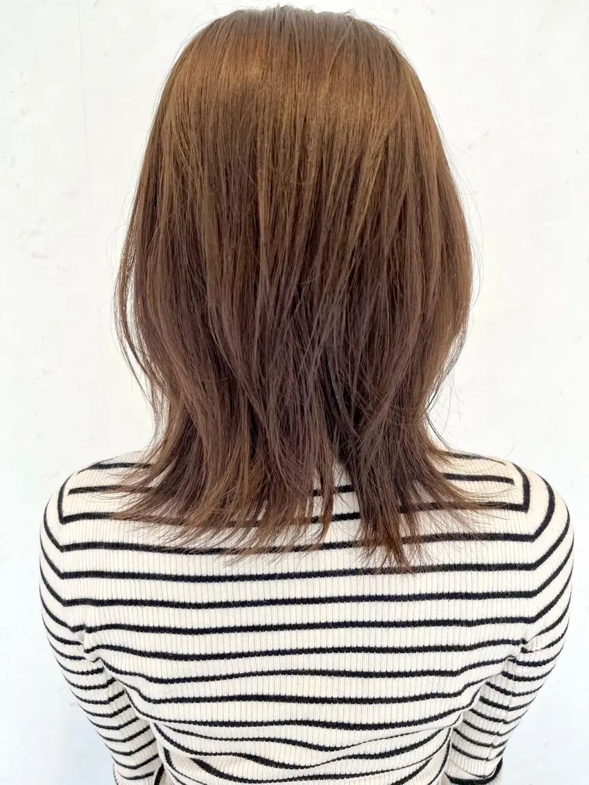 ミディアム カラー 伊藤 さやかのヘアスタイル