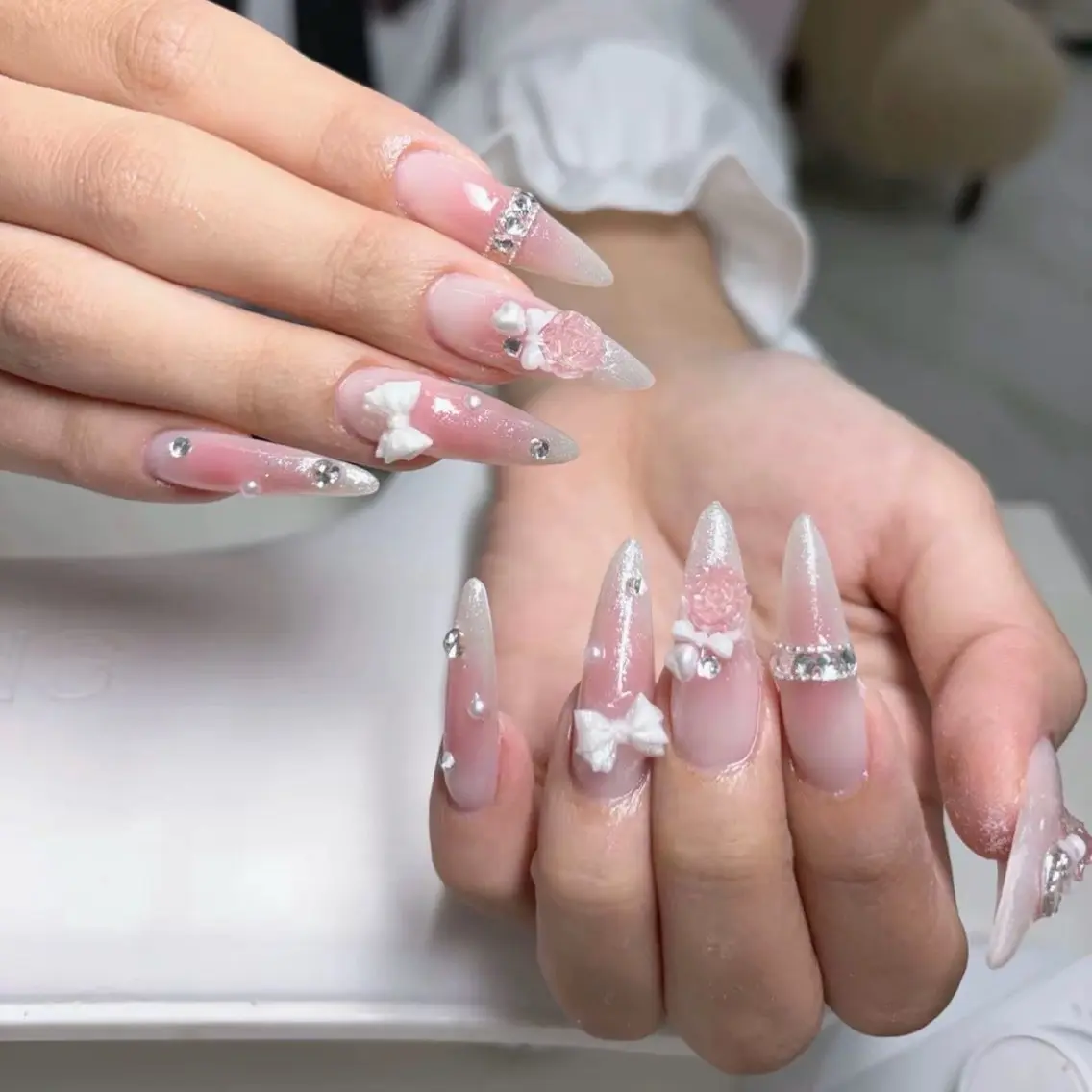 ネイル ハンドネイル Luna Gladeのネイルデザイン