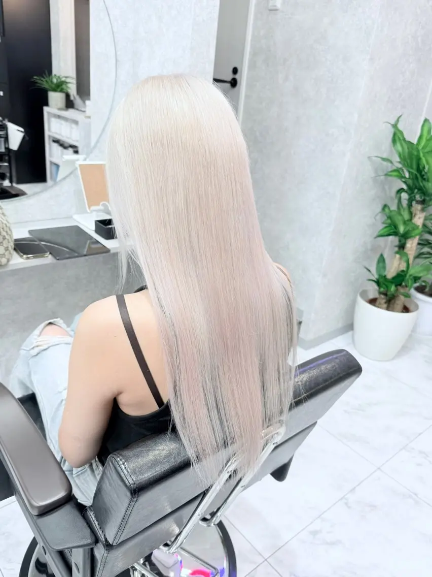 ロング カラー ブリーチ ケアブリーチ デザインカラー ダブルカラー ハイトーンカラー ヘアカラー 🌈派手髪ハイトーン 🌈鈴木亮太🌈のヘアスタイル