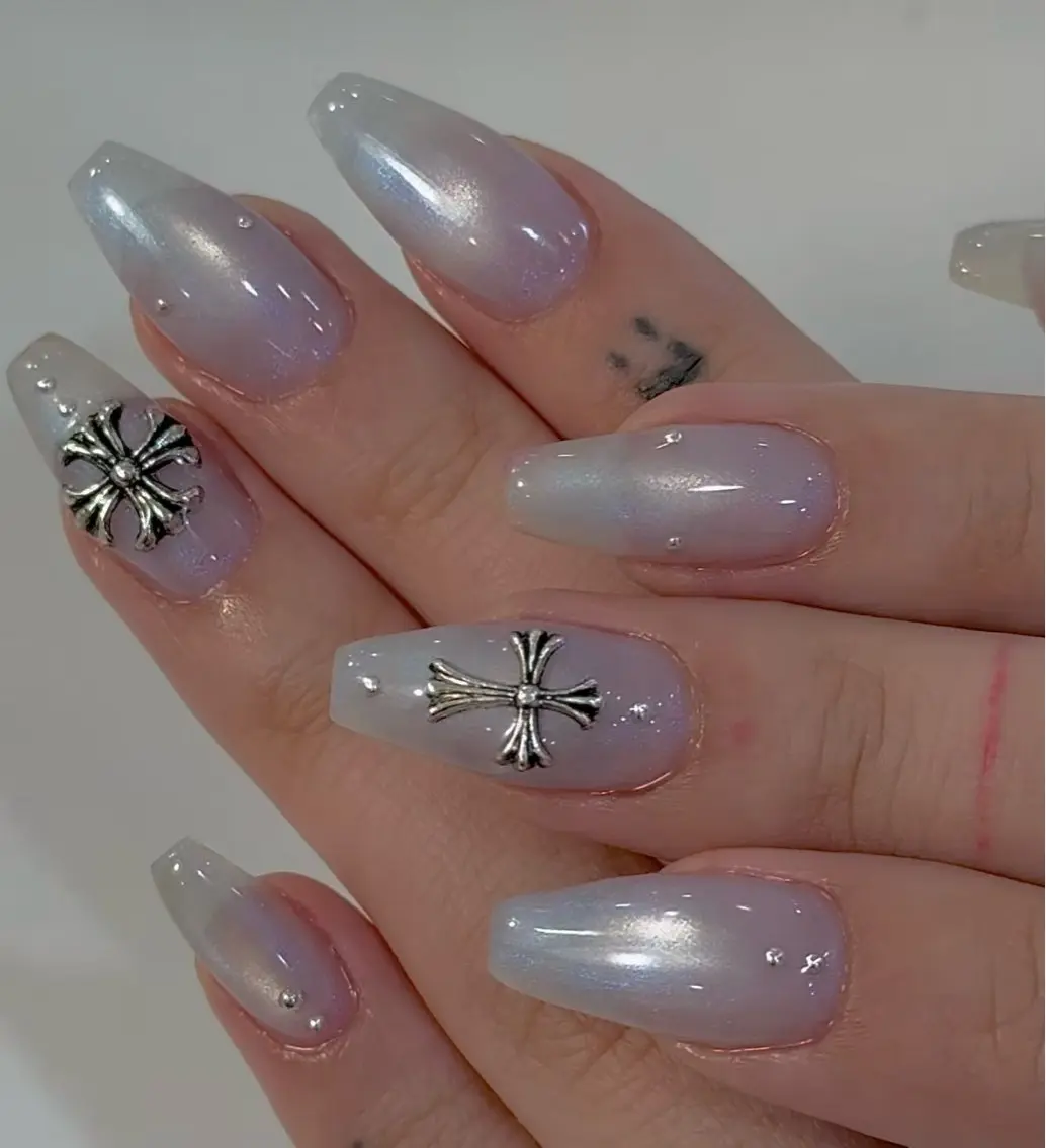 ネイル ハンドネイル Luvia Ginzaのネイルデザイン