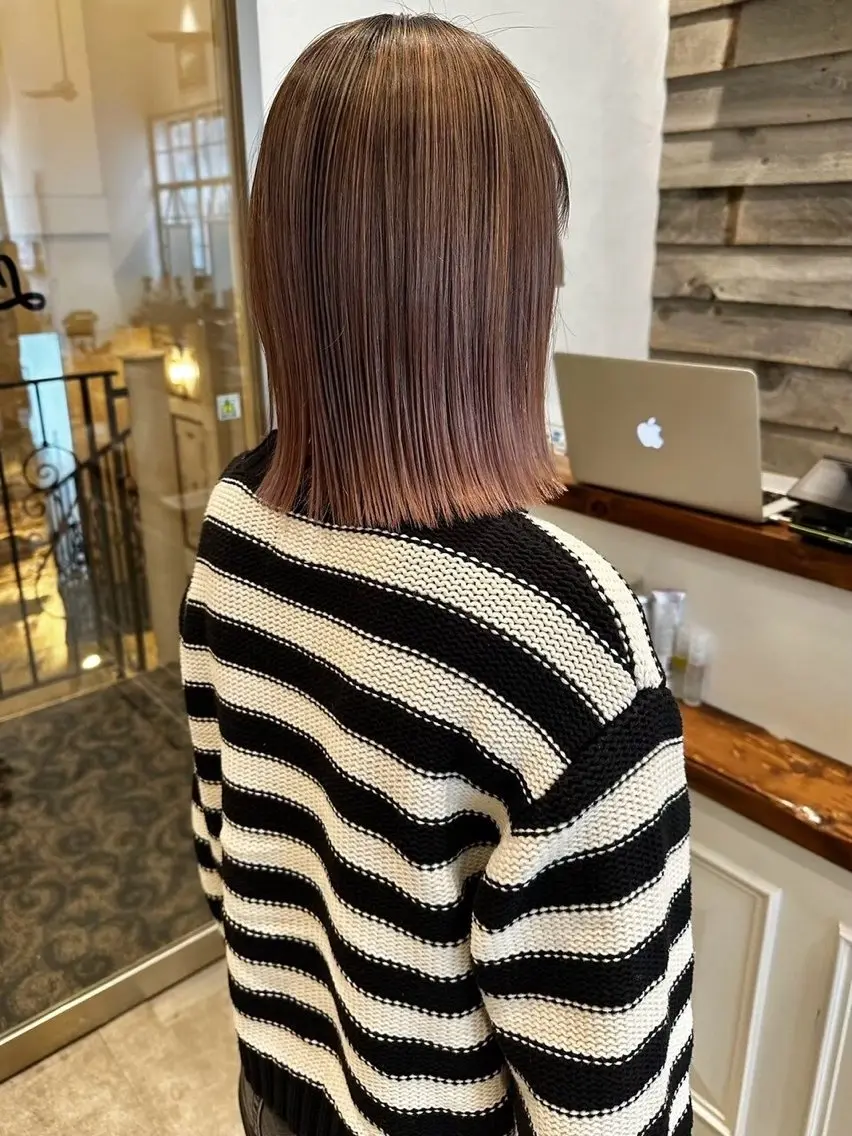 ミディアム 数井 紗良のヘアスタイル