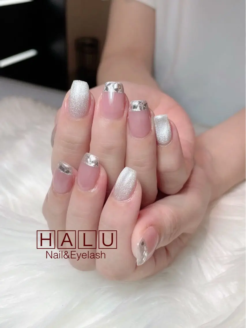 ネイル フレンチネイル ガラスフレンチ マグネットネイル HALU ハルのネイルデザイン