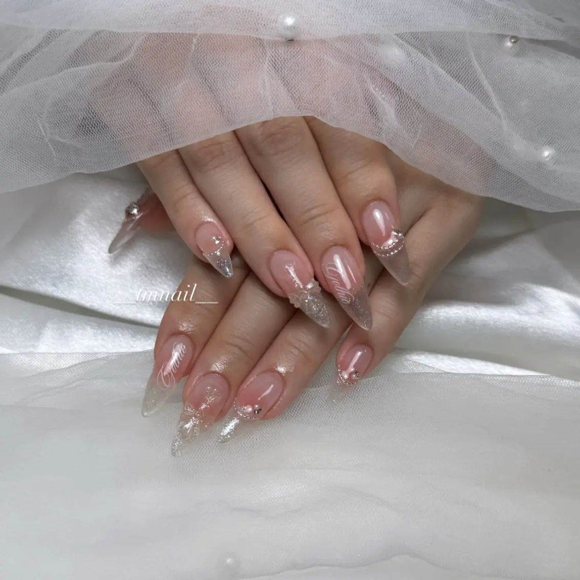 ロング 韓国風ヘア ハンドネイル 💅Tmnail Misoraのネイルデザイン