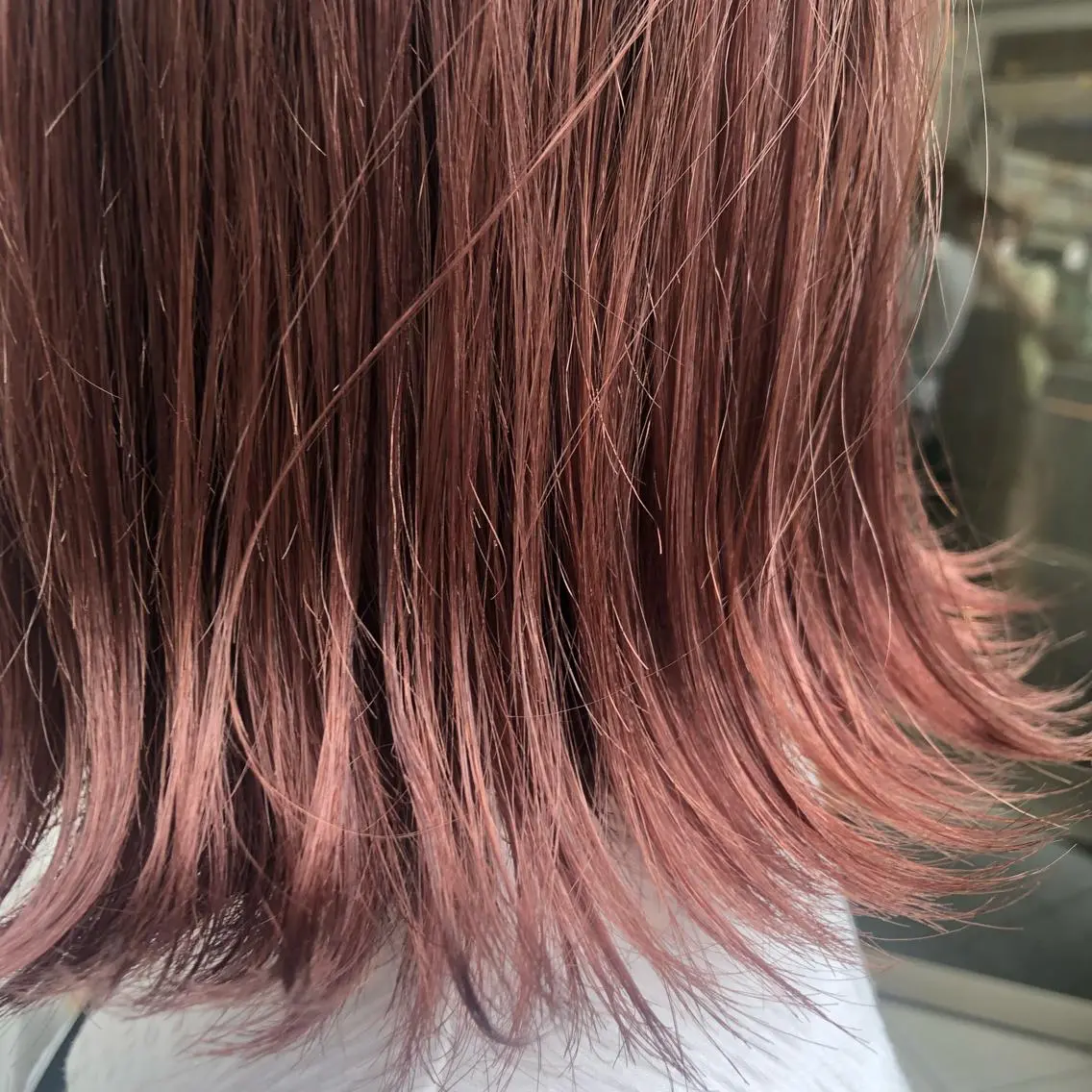 ショート カラー ピンクカラー やまさきえりこ ニュアンスパーマのヘアスタイル