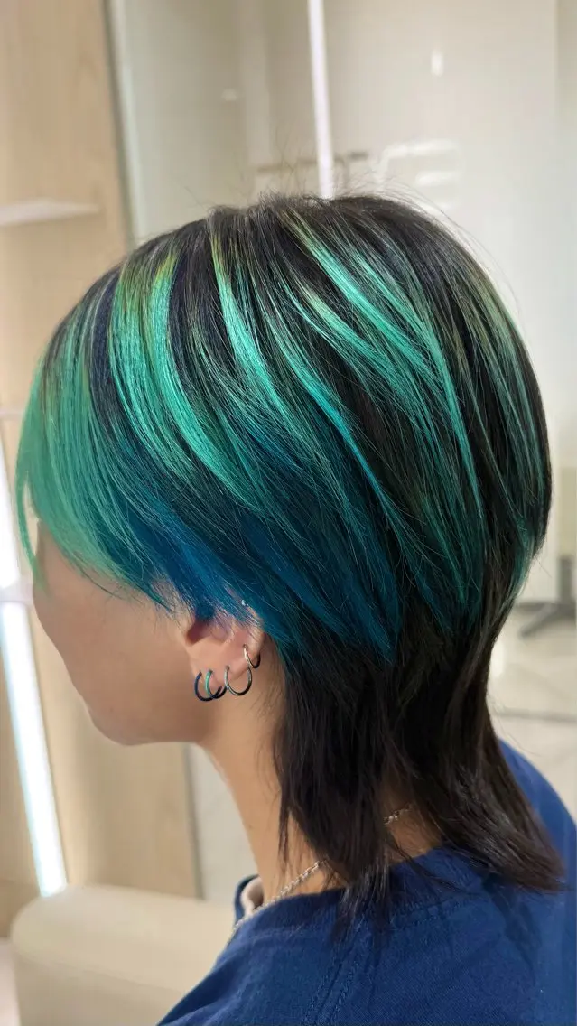 ショート カラー ブルーカラー カット ヘアカラー 🌼デザインカラー 🌼kumicoのヘアスタイル