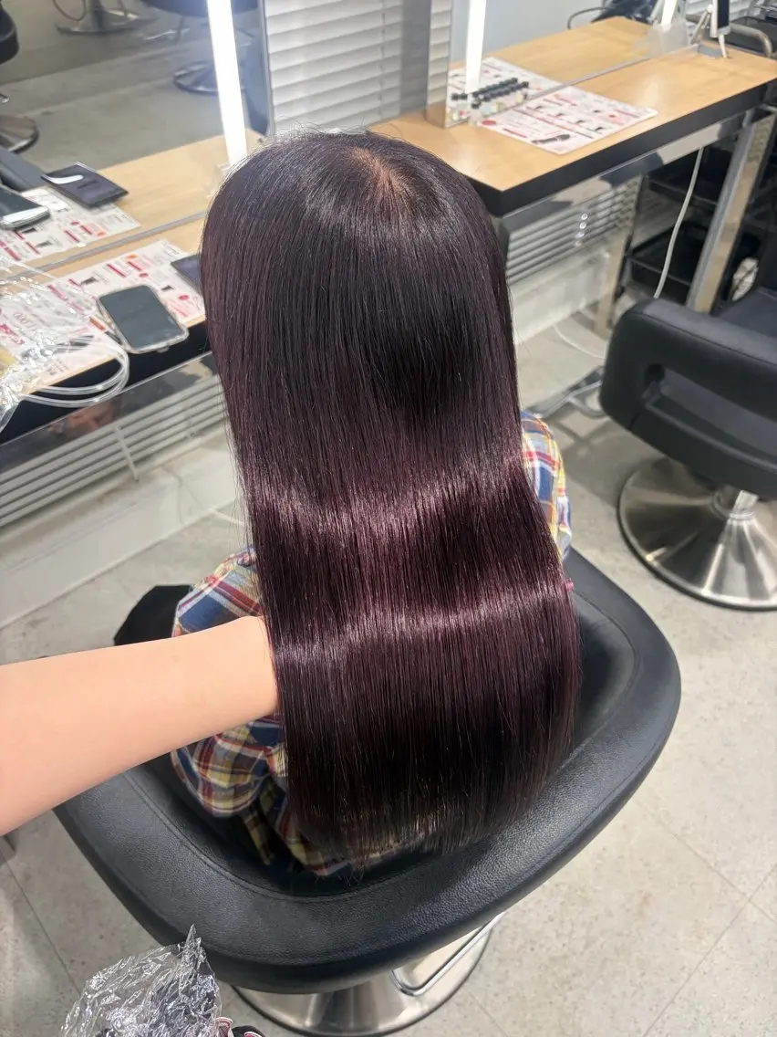 ロング カラー ブリーチ 髪質改善 トリートメント ヘアカラー 💗愛され暖色💗 ピンク/レッド💗のヘアスタイル