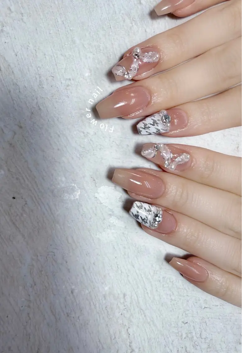 ネイル Flower nailのネイルデザイン