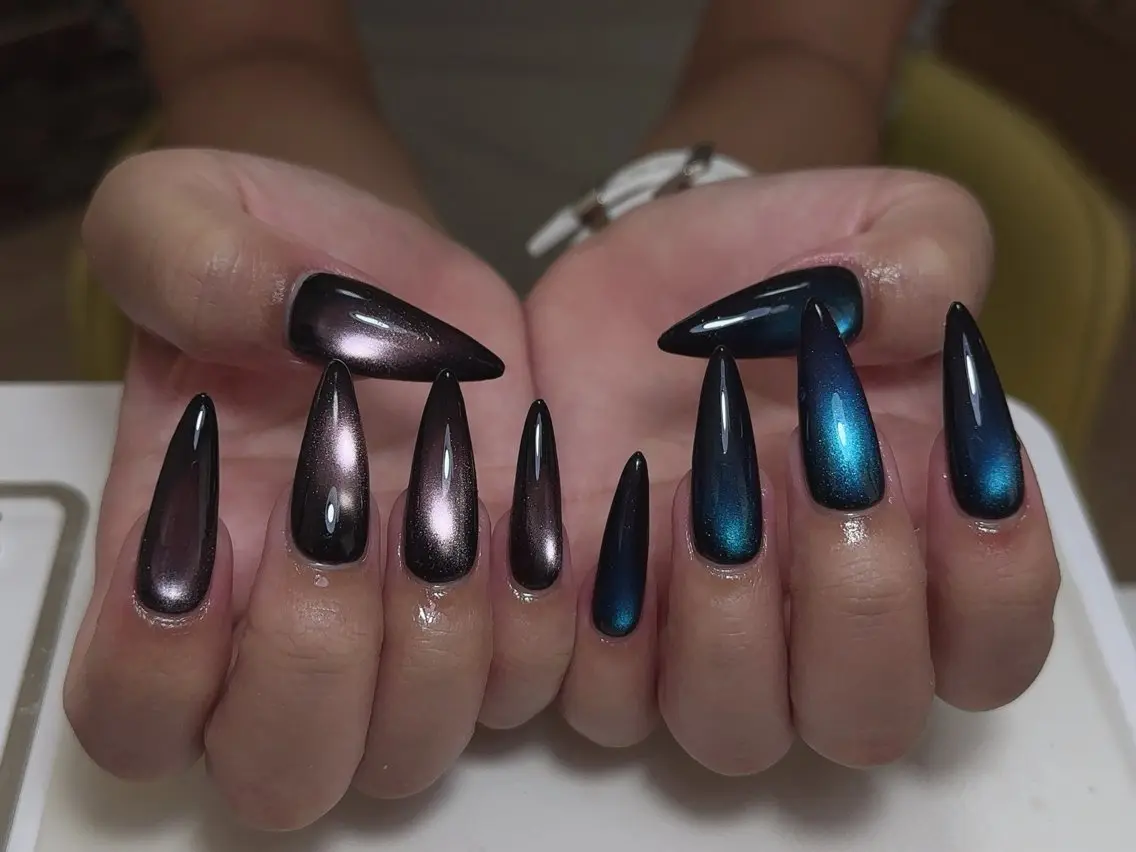 ネイル ハンドネイル NAIL CIRCLESのネイルデザイン