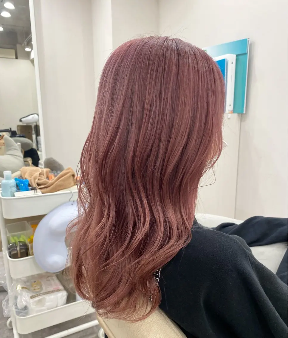 セミロング カラー ベージュカラー ピンクカラー ピンクベージュ 佐々木 雪菜のヘアスタイル