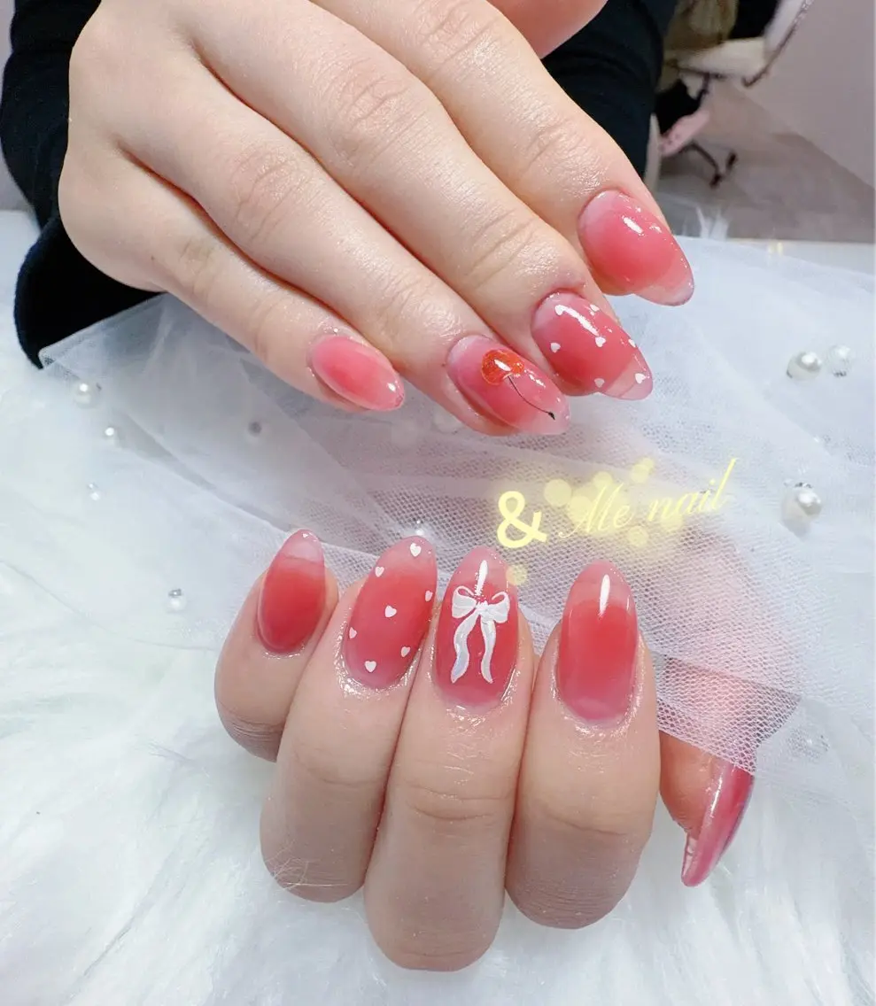 ネイル &ME ホンのネイルデザイン