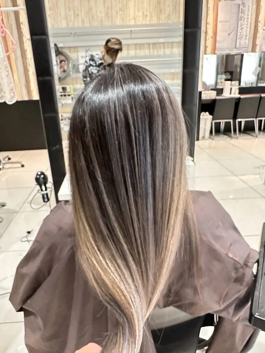 ロング カラー 神戸 大輝のヘアスタイル