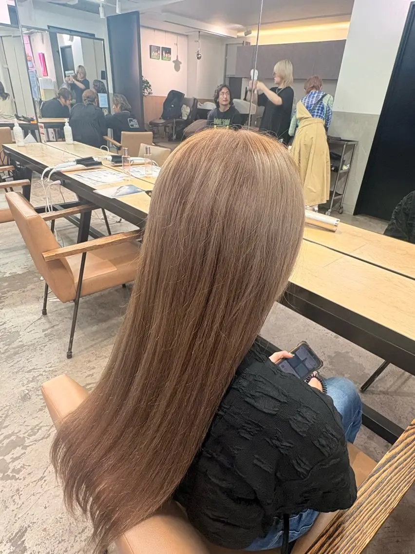 カラー 💛垢抜けカラー✨️ ユイ💛のヘアスタイル