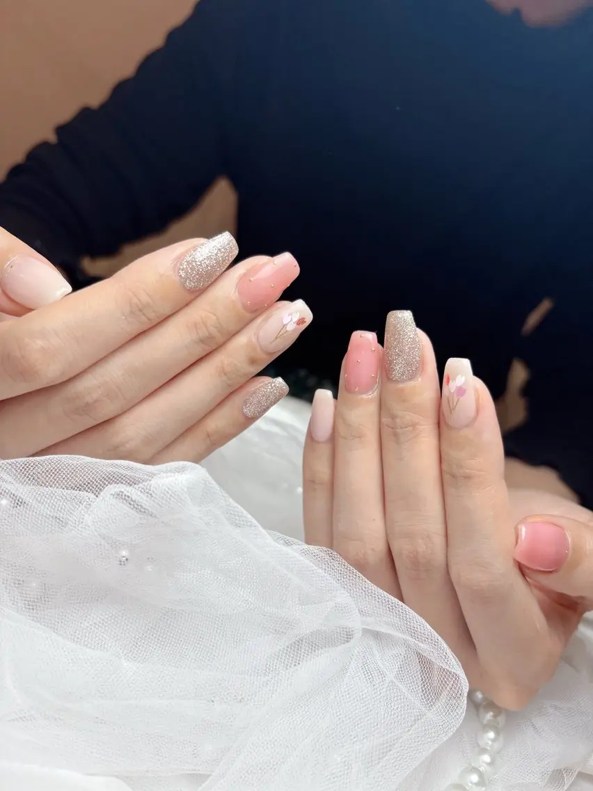 ネイル フットネイル フレンチネイル ジェルネイル ガーリー グラデーション ハンドネイル D.d Nail Moeのネイルデザイン