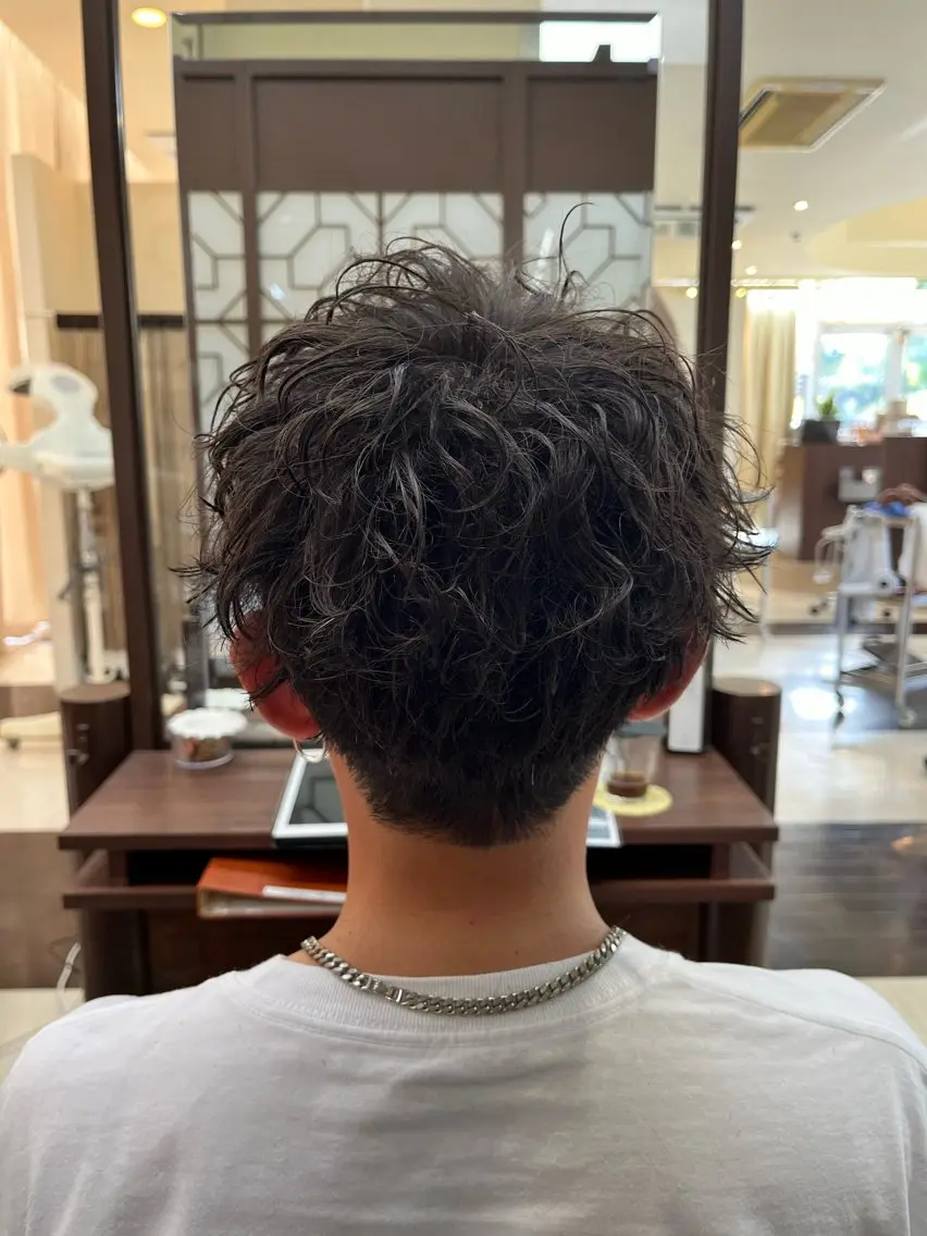 ショート パーマ メンズ メンズパーマ スパイキーショート ショートヘア 🧊メンズ特化🧊 高木航希のヘアスタイル