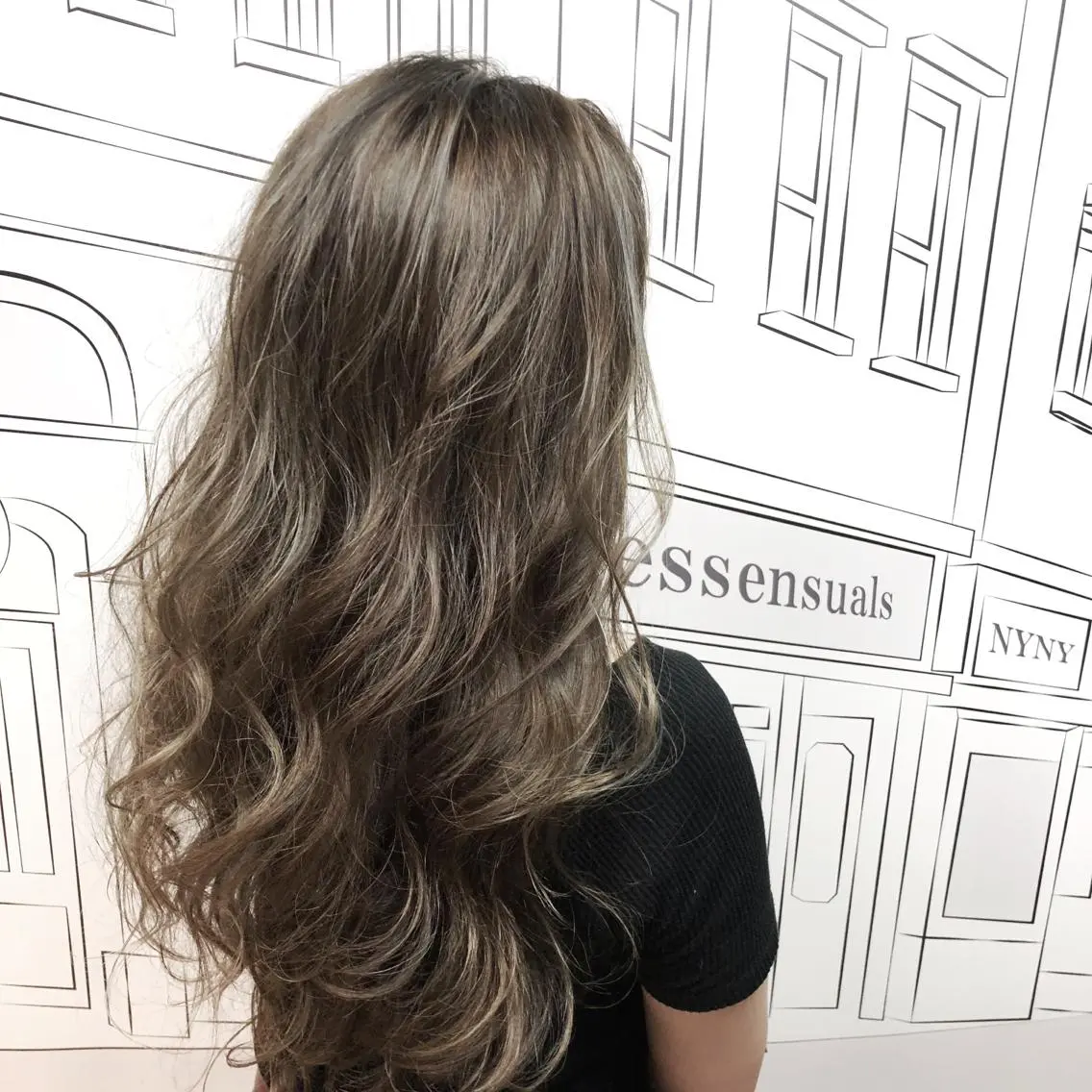 セミロング レイヤー⭐️カラー ⭐️平川雅史のヘアスタイル