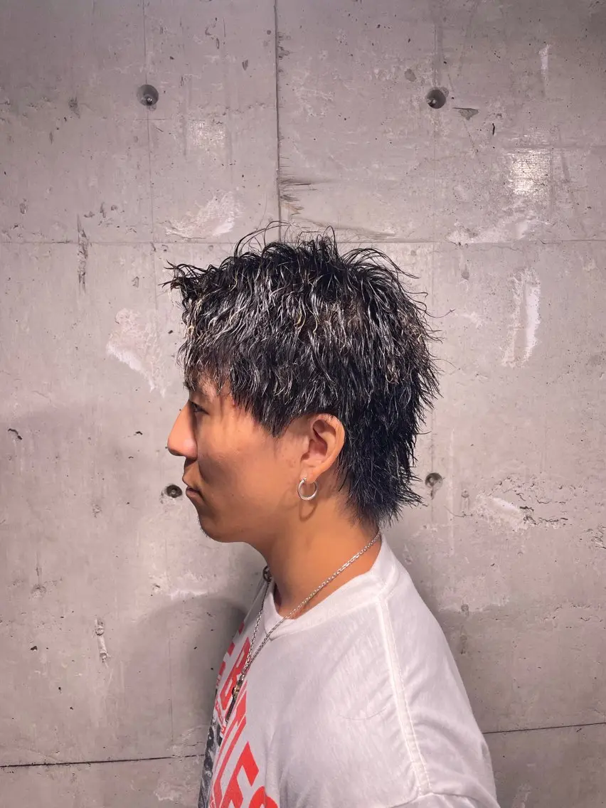 ショート パーマ メンズ ヘアカラー トリートメント ヘアセット 艶髪/透明感🪽 DISCO🪽のヘアスタイル