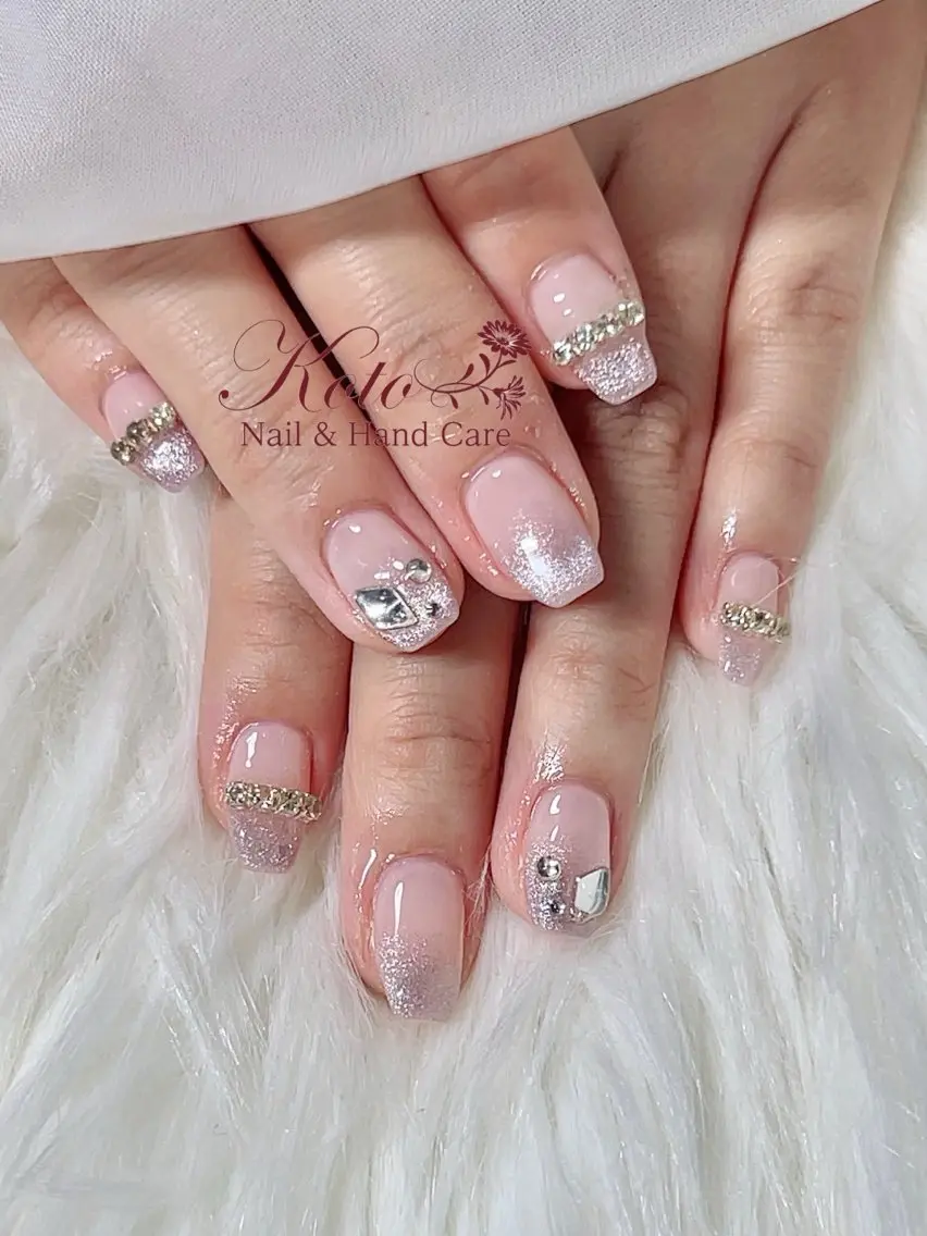 ネイル 長さ出し ジェルネイル 持ち込み ニュアンスネイル 赤色 ハンドネイル Nail Salon KOTOのネイルデザイン