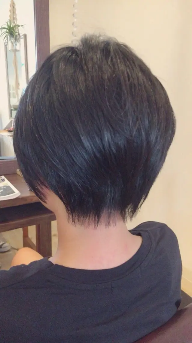 ショート 土井基17時〜21時 時対応できる美容師のヘアスタイル