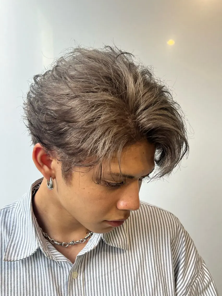 ショート カラー メンズ ショートヘア 湖城 恵吾のヘアスタイル