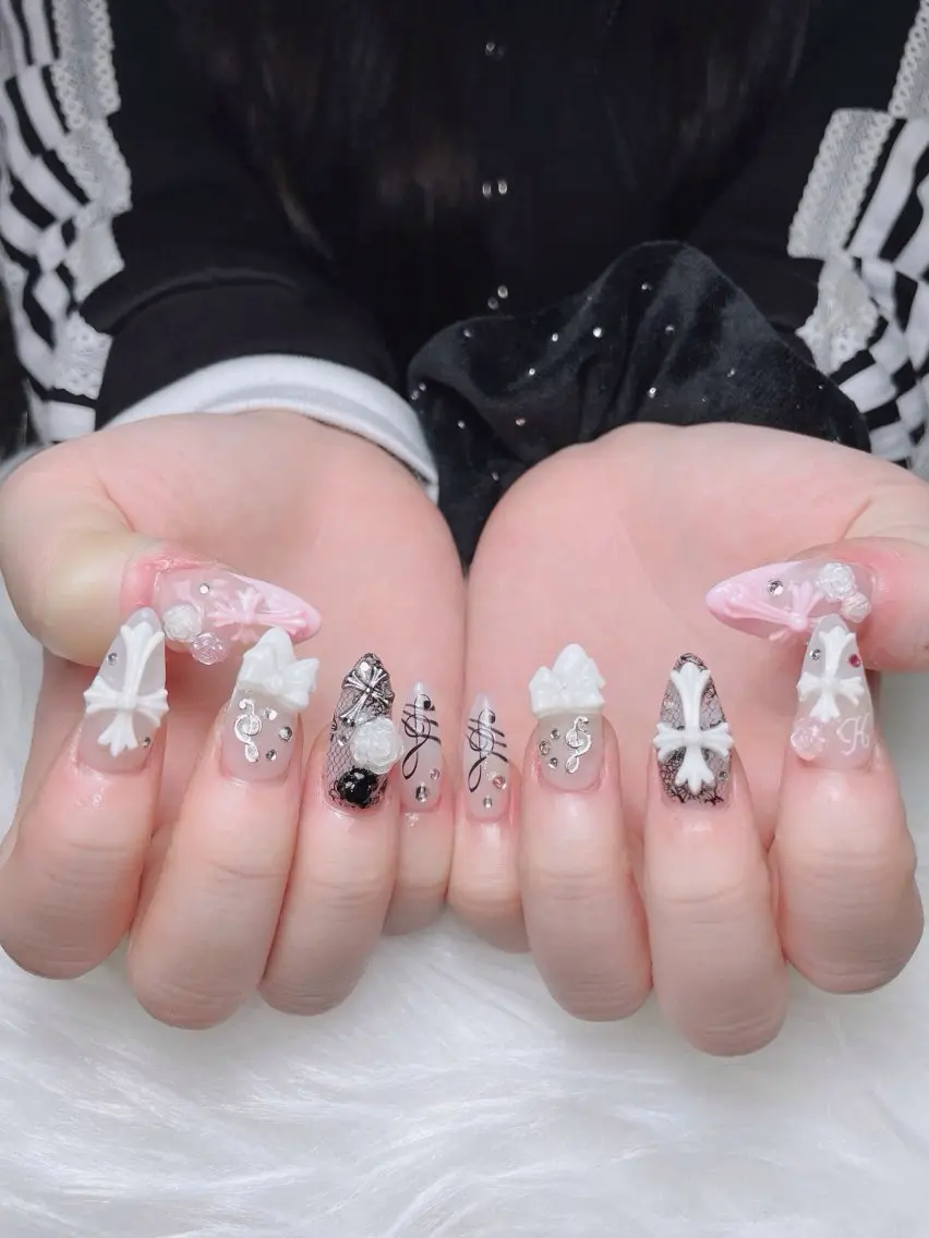 ネイル オーロラネイル ボルドー ブラウン 氷ネイル・うるうるネイル キラキラネイル ハンドネイル Sora  Nail 長さ出し専門店のネイルデザイン