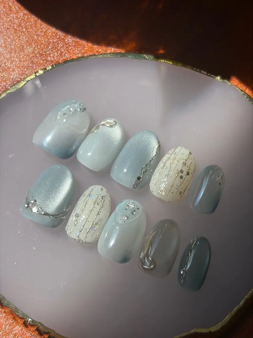 ネイル 氷ネイル・うるうるネイル nail room 凪のネイルデザイン