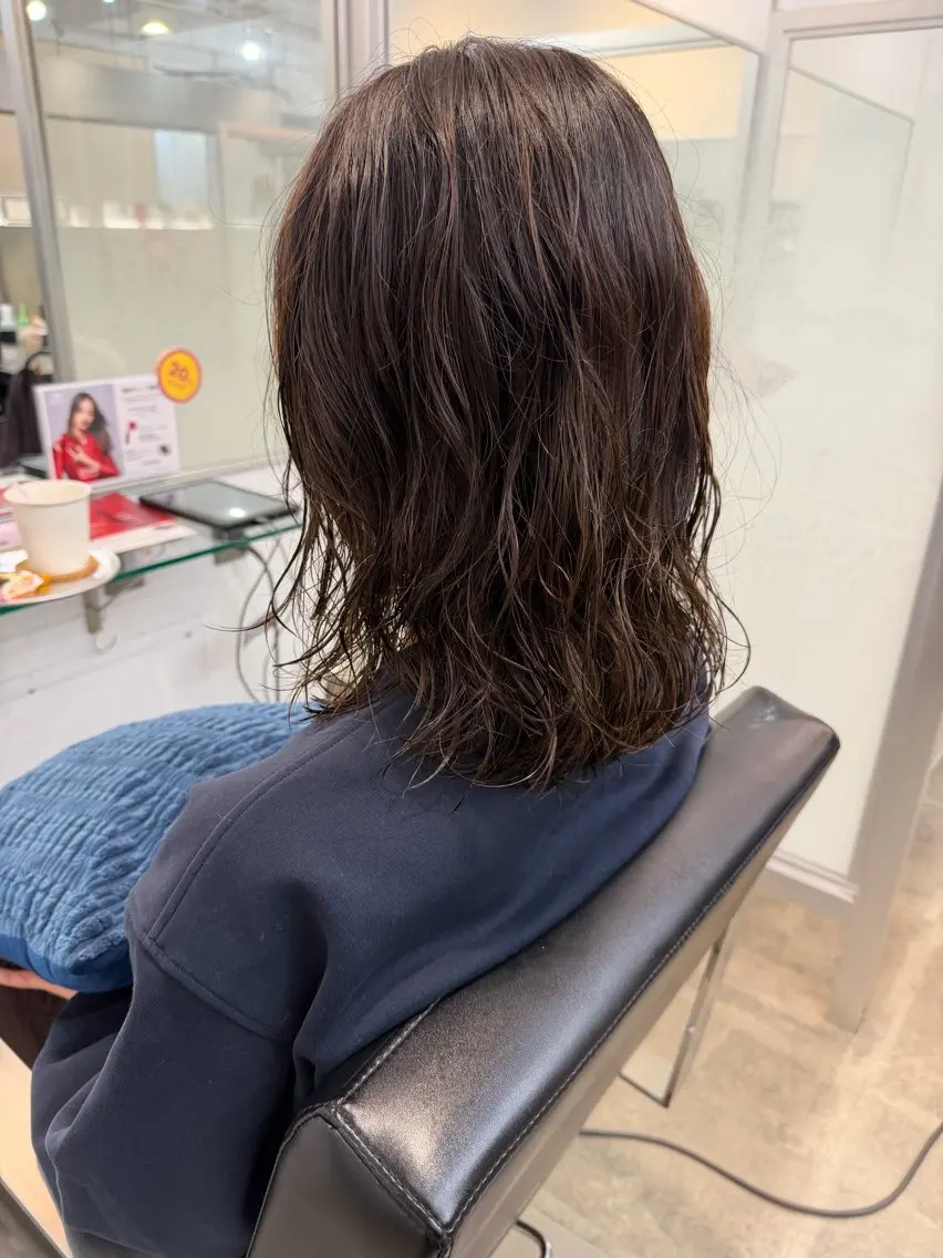 ミディアム パーマ ヘントナ カイのヘアスタイル