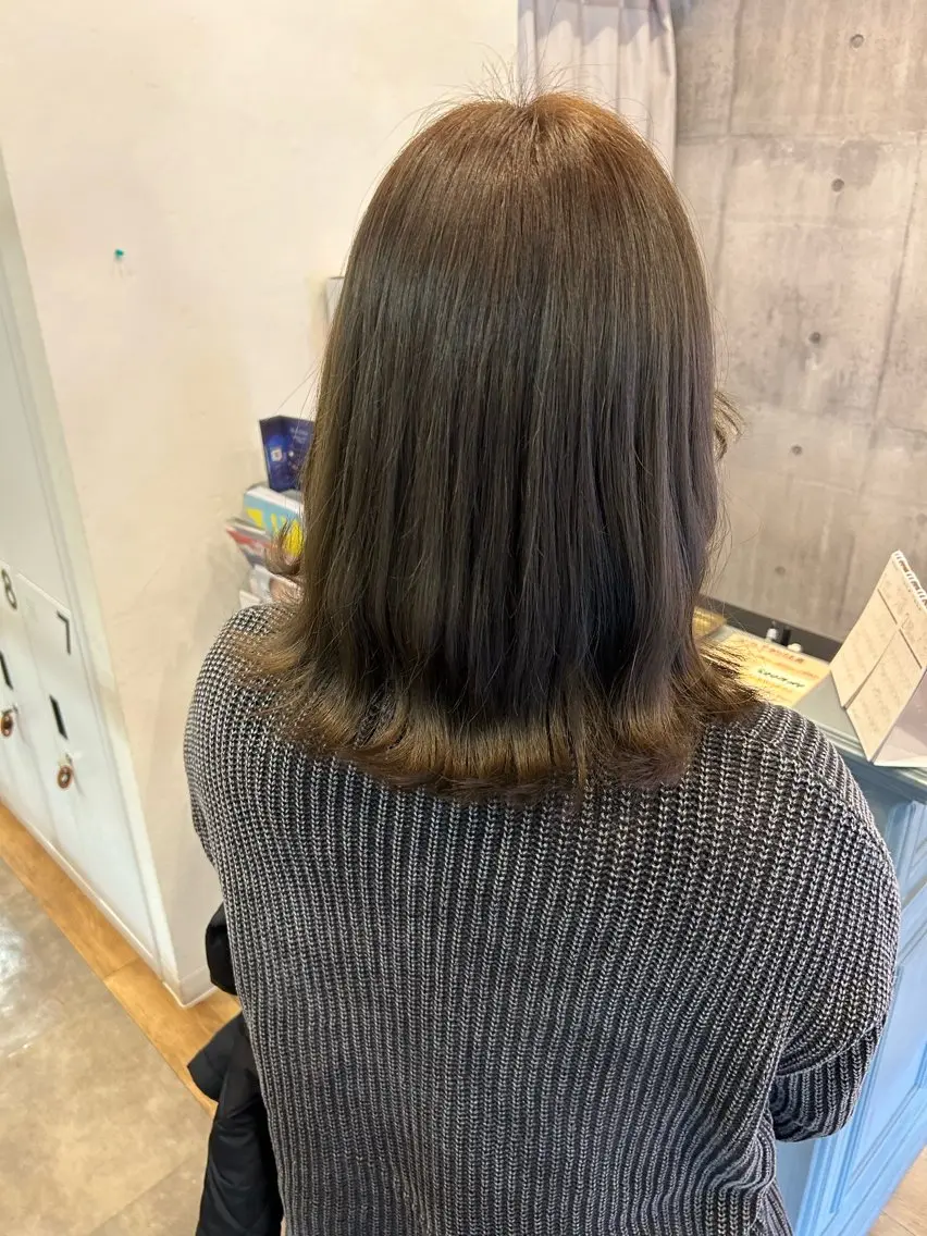カラー オリーブカラー カット ヘアカラー mai /attraのヘアスタイル