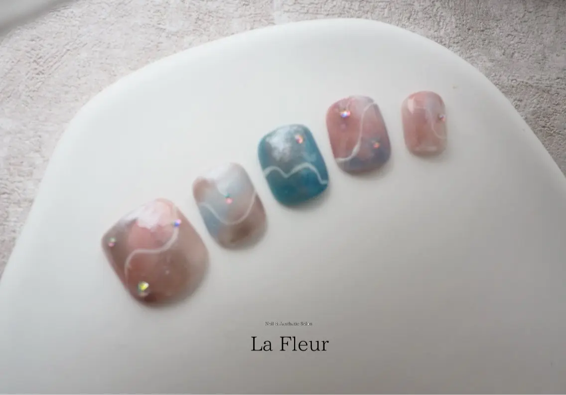 ネイル フットネイル H. Sayuriのネイルデザイン