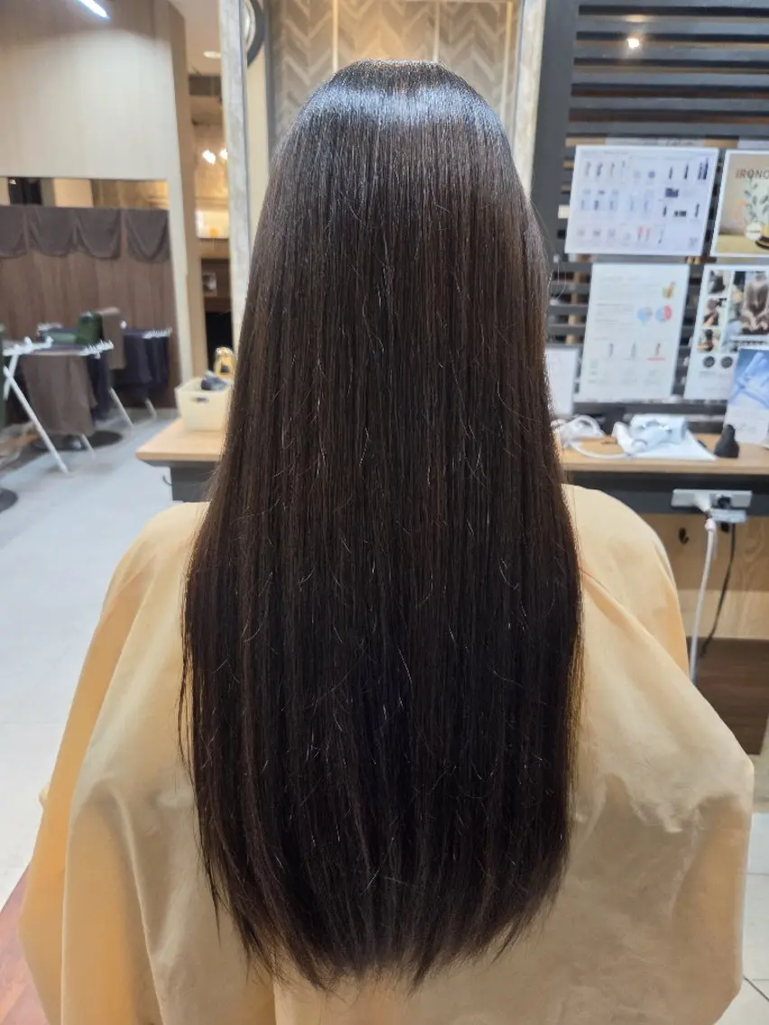 ロング 縮毛矯正 ナカオ シュウヘイのヘアスタイル
