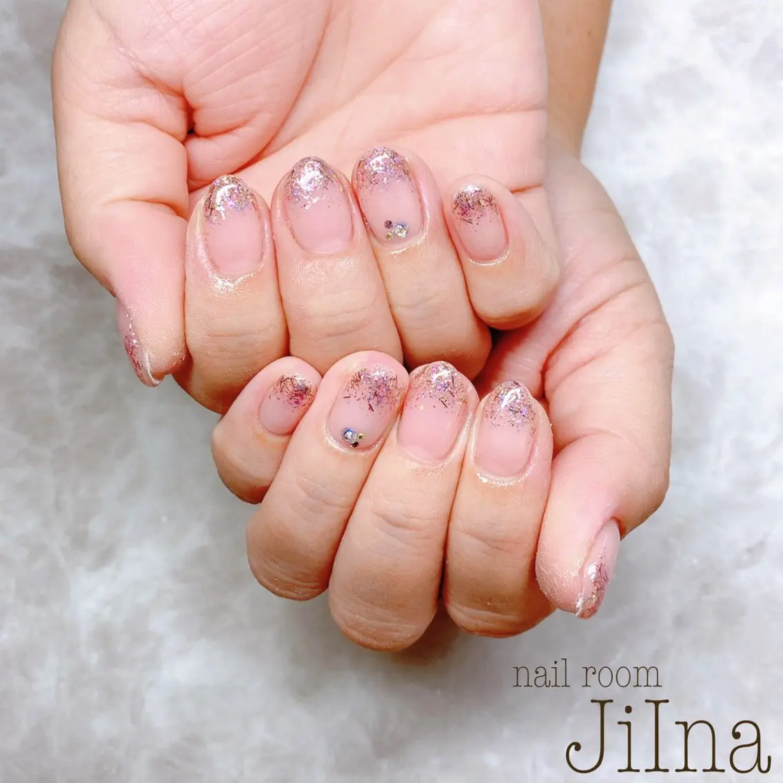 ネイル ラメ(グリッター) ラメグラデーション JiIna nailのネイルデザイン