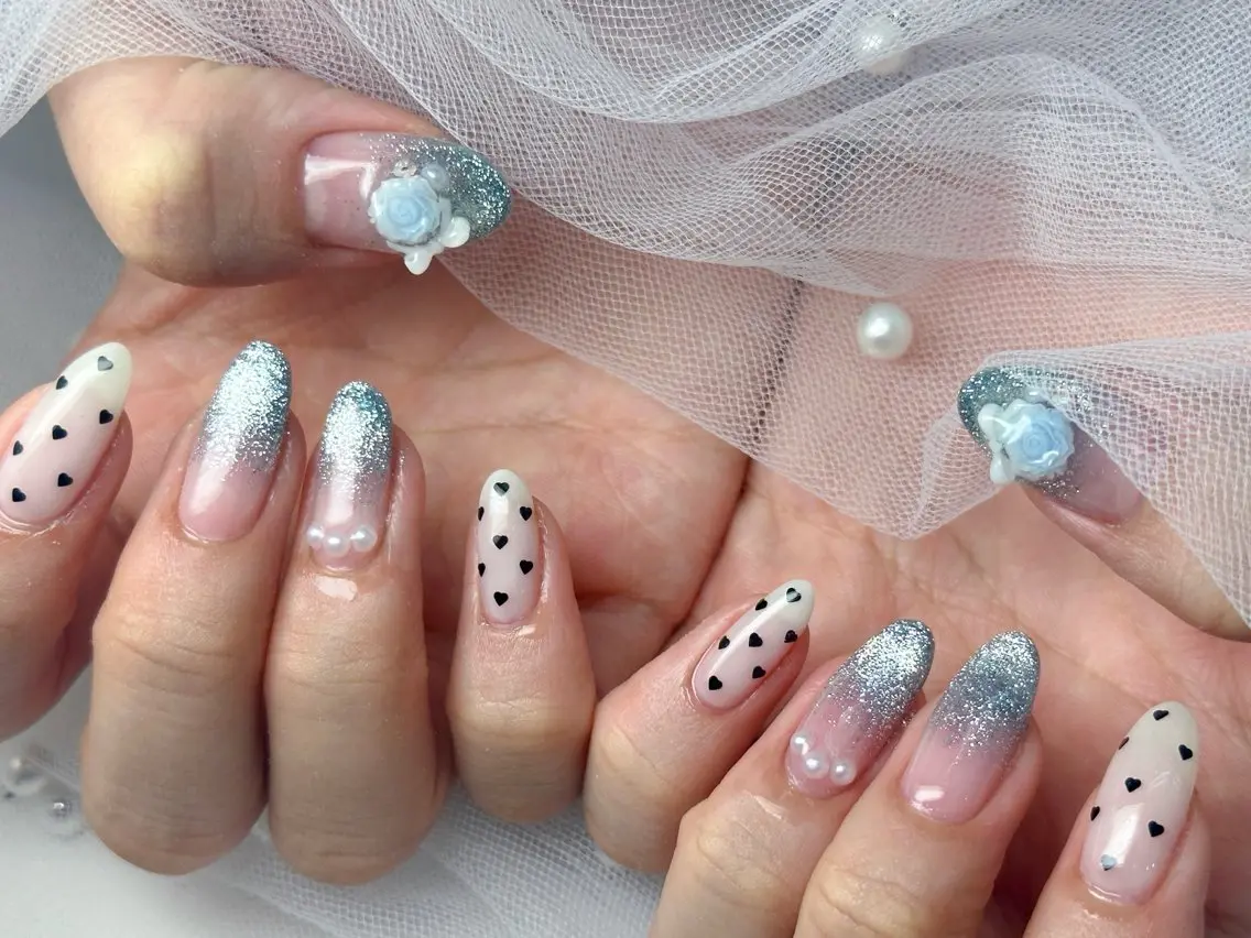 ネイル Queennail 北堀江AYAのネイルデザイン