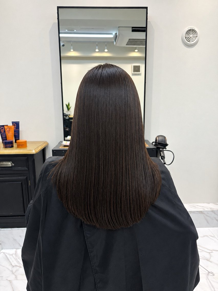 セミロング カラー 朝楽スタイル ♠️しおり♠️のヘアスタイル