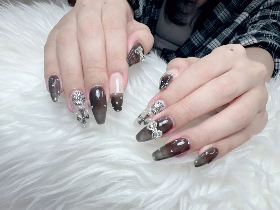 ネイル ブルー フットネイル フレンチネイル 韓国ネイル マグネットネイル ハンドネイル ハンドケア Hara Nail 【持ち込みOK】のネイルデザイン