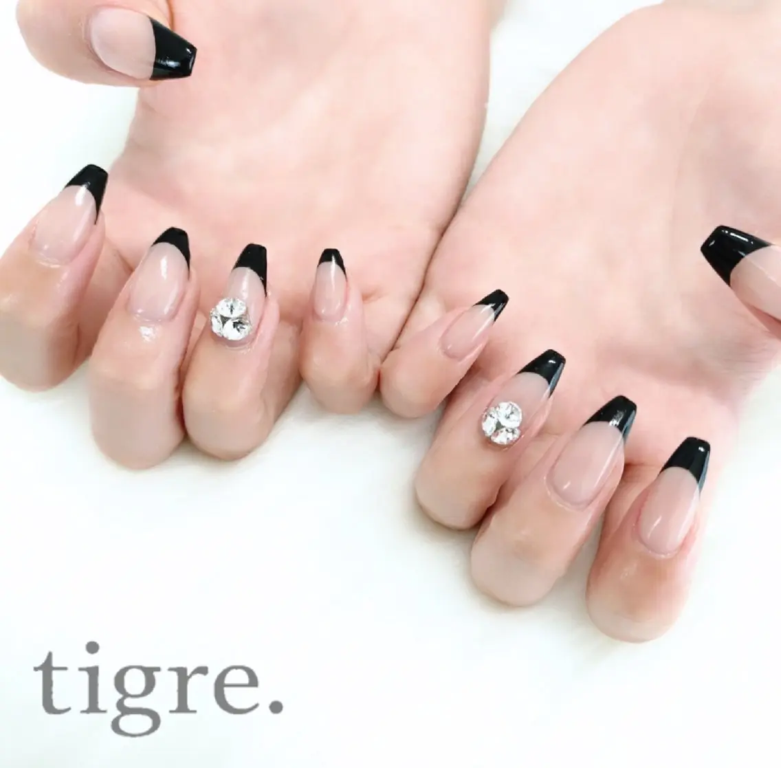 ネイル ハンドネイル tigre .のネイルデザイン