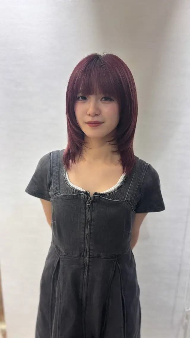 セミロング カラー ボルドーカラー ヘアカラー そうや 🐺のヘアスタイル