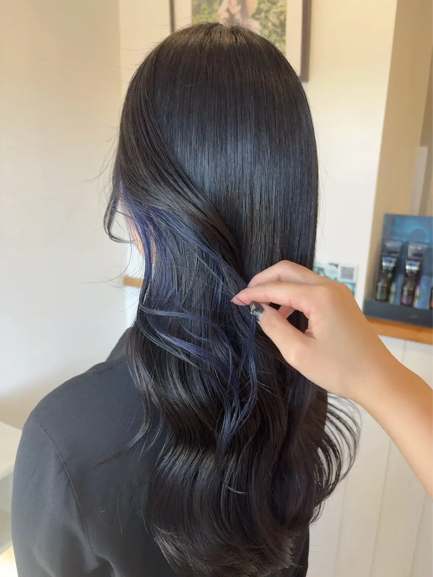 ロング 佐藤 亜加梨のヘアスタイル