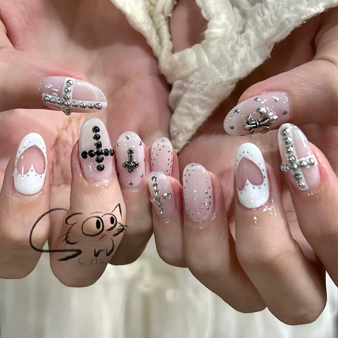 ネイル チークネイル フレンチネイル グラデーション マグネットネイル ワンカラーネイル S.nail _のネイルデザイン