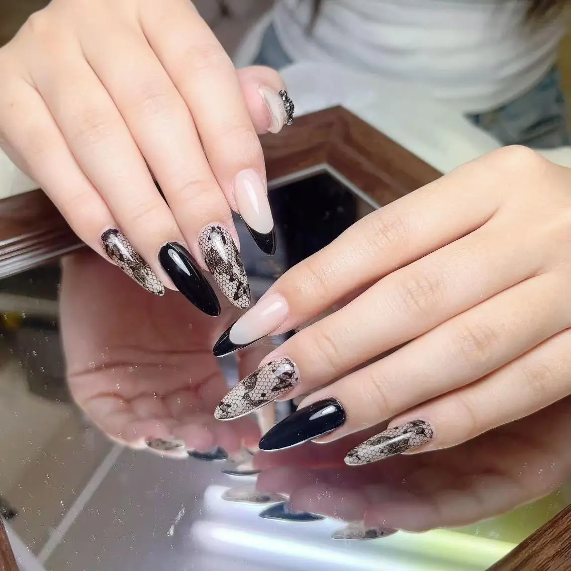 ネイル ハンドネイル ハンドケア BuBu Nail渋谷道玄坂のネイルデザイン